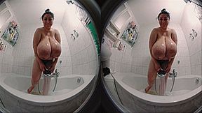 VR180 3D - A Hot Afternoon Shower with Busty Alice (Clip No 2198 - wmv version)