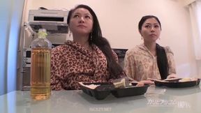 Japanese threesome with cumshot - Asian moms with big natural tits