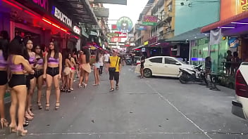 Pattaya's Soi 6 Comes Alive: Cheeky Smiles & Ready Bars
