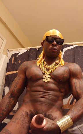 BBC Worship Hallelujah Johnson (Hood Royalty) Tall Dark Chocolate Muscles Tattoos Hairy BBC Hallelujah Johnson Masturbating solo