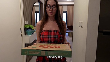 Lonely Ex-Stepmom Orders Pizza and Ends Up Fucking the Delivery Guy.full