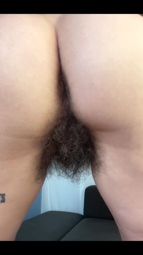 Hairy Pussy Squats