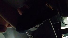 Espi&oacute_ a mis amigas tetonas en el ba&ntilde_o