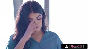 ALL GIRL MASSAGE - Gorgeous Vanna Bardot Gets Hot Massage In A Resort By Hot Masseuse Jasmine Sherni