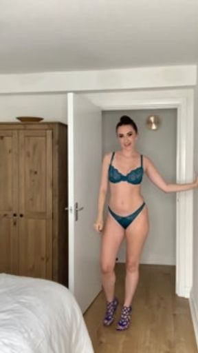 Beautiful Lingerie Tease and Dancing