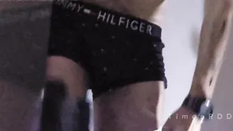 Hairy uncut builder cums hard in locker room after shift