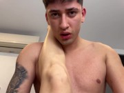 Le como el coño a mi roomie hasta que quede toda mojada - Bastian Blanc ft Emma Fiore