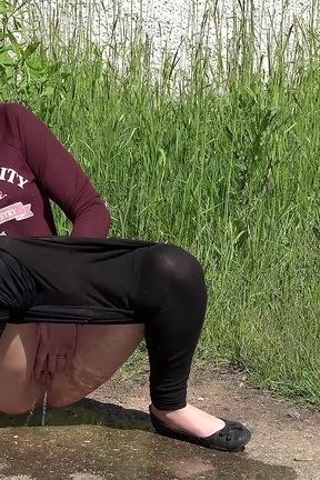 Little Pee Puddle by Got2Pee where girls come to pissLittle Pee Puddle by Got2Pee where girls come to piss