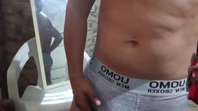 Straight amateur shaking off his cock Papuchopop