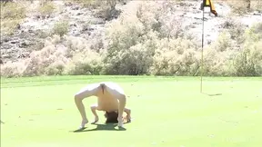 Seductive Meghan Strips Outdoors & Strolls Nude Through Park