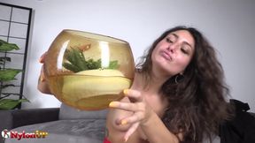 Babe with Hairy Pussy Pisses Into a Angle Bowl