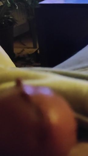 DirtaJunkBro piss in his pants again :Part 1   Clip 1