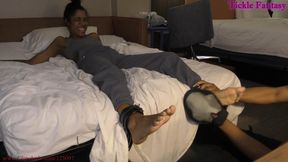 Cataleya On Edge (Full HD)