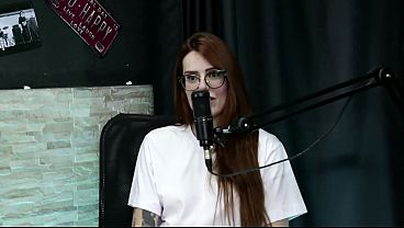 TEM PESSOAS MALDOSAS, FAZ ATENDIMENTO BDSM REALIZANDO FETICHES - Bella Ruiva (Moai TV)