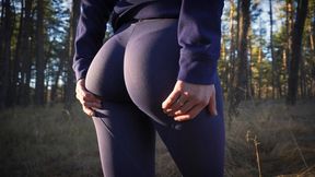 Latina Mature In Super Wet Yoga Pants Teasing Her Amazing Ass In The Forest
