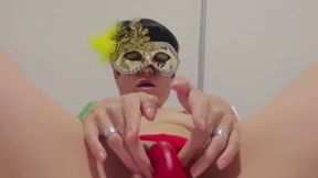 se mueve dentro de mi vagina