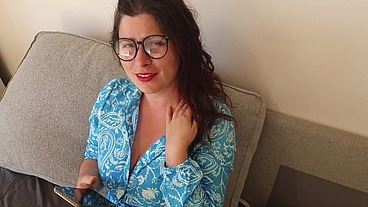 I'm Shoked! Stepson Cums in Stepmom Thinking That She in Her Husband's Absence