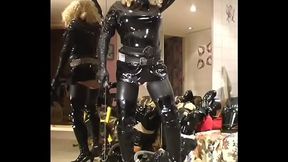 Roxina2005HotLatexGirl240205.WMV