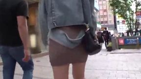 Irresistible Wife Loses Control After Clean Salon Massage - Raw Passion Unleashed