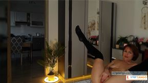 See Her Here? It is That Simple – Real-Time Chats Are Just a Click Away! Fantastic  W