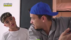 o eletricista me fodeu com sua ferramenta enorme