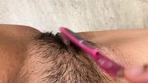 Toothbrush mastrubating pussy