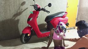 Shemale Dances On Electric Scooter In Her Own Home And Gets Her Ass Fucked By Her Boyfriend - Bhojpuri Dance - Hindi Voice