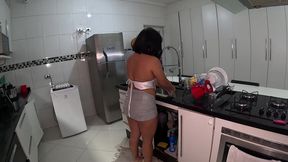 alex ferraz fodendo o rabo da novinha na cozinha - bruna valente