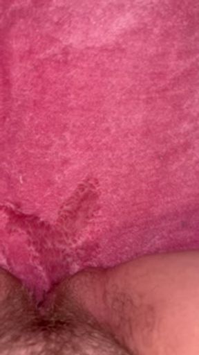 Love pissing my bed