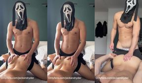 Gay muscle twink gets destroyed in scream costume while big ass takes creampie