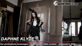 388-Backstage photoshoot Daphne Klyde - Adult