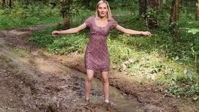 Socks in mud, dirty ankle socks, dirty white socks, wet socks, messy white socks, girl in mud, muddy feet