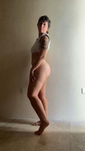 Standing solo pleasure