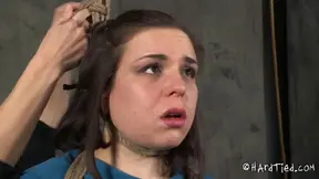 Juliette Cries Out Loudly As Mistress Teases Her Beaver With Skillful Fingers