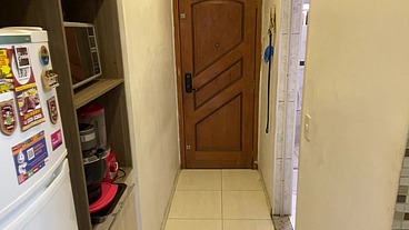 Maloca desceu a favela em busca de ganhar dinheiro fazendo sexo com homens, se deu bem, fodeu gostoso e foi embora com o bolso cheio. - Ato 01