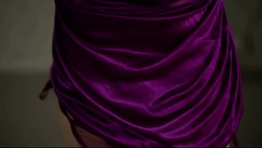 ISTRIKU SEXY BANGET PAKAI LINGERIE SATIN UNGU - BOKEP INDO TERBARU VIRAL