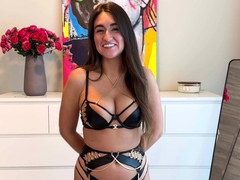 Cute blonde amateur webcam teen masturbating