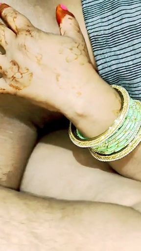 Must-see moment from &quot;Desi neighbor sister-in-law is boy&quot;