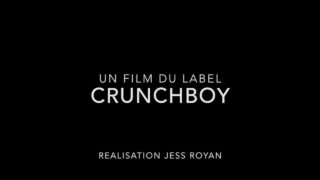 Heiße Amateur-Typen wurden dominiert und ungeschützt in einem intensiven Gruppensex-Gangbang gefickt.