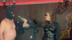 Pet play - Training to be a better puppy