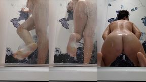 toi aussi tu aimerais que je me frotte comme ca, contre ta queue ?