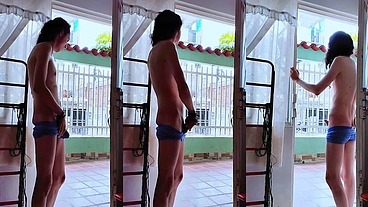 I masturbate in the doorway, I almost get caught