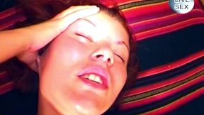 Mature Babe Fingers Sloppy Pussy to Dripping Orgasm