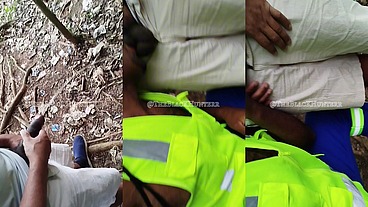 Dotado no parque depois de mijar de Deu pra chupar