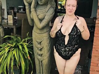 Jade Anal, Squirting & Greater quantity