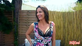 Kyara, une milf coquine et tr&egrave_s gourmande Part 1