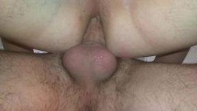 Twink pours sperm into a moaning bitch