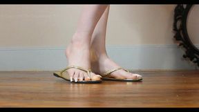 M - Long Toenails in gold flipflops heels