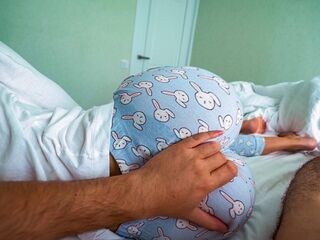 step sister wakes up and helps step brother cum during the time that this chab watches porn - creampie