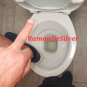 Master Ramon&#039;s super hot piss golden champagne